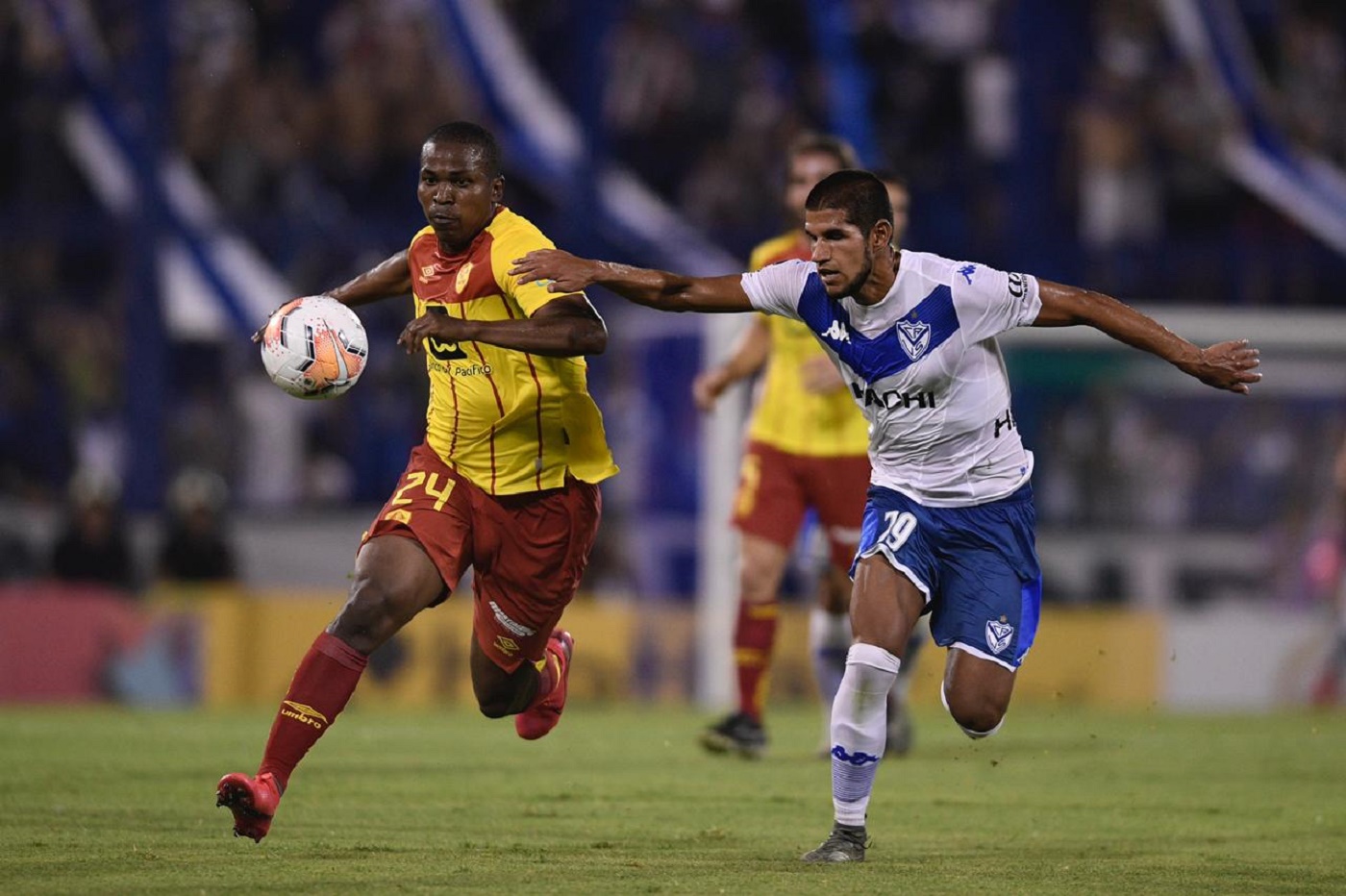 Nhận định Sociedad Deportiva Aucas vs Velez Sarsfield, 7h30 ngày 19/2
